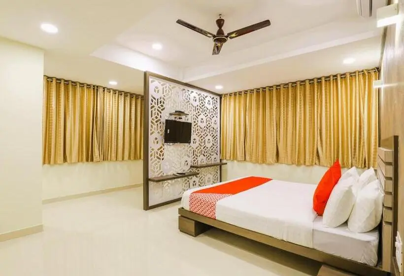 سوئیت پرزیدنت, Stayguru Hotel Atithi