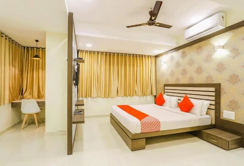 سوئیت پرزیدنت, Stayguru Hotel Atithi
