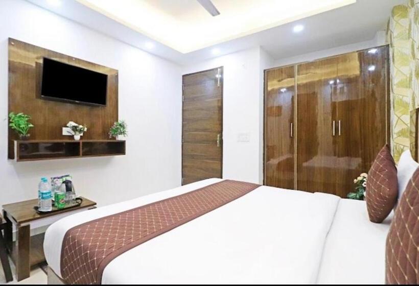 Standard Room with Balcony, Airport Hotel Tulip Suites