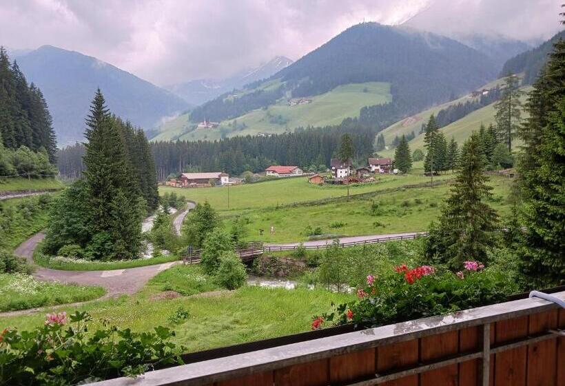 חדר סטנדרט עם מרפסת, Gasthof Alpenrose   Mühleben