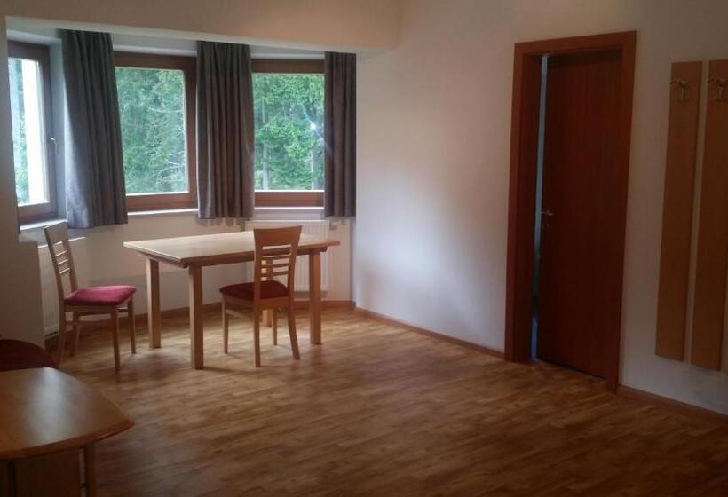 דירת חדר, Gasthof Alpenrose   Mühleben