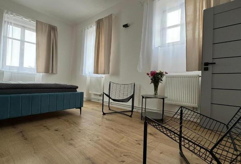침실 2개 디럭스 아파트, Family Apartments černice