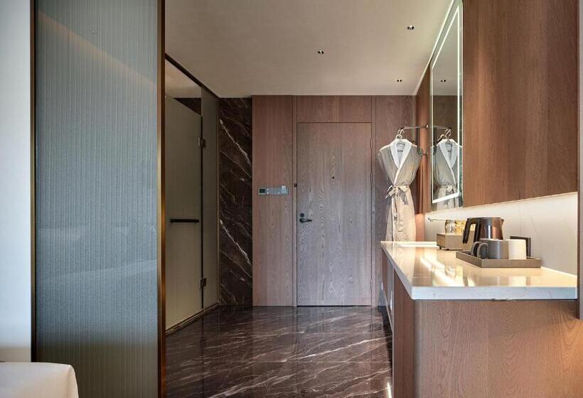 חדר משפחתי נוף להרים, Zhangjiajie Utopia