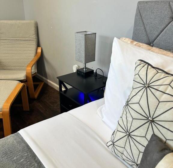 Студио Стандарт Вид на Сад, Zenoasis Pvt Bedbath Studio By Numc