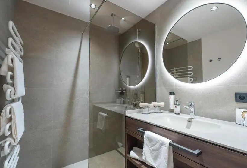 バルコニー付２ベッドルームアパートメント, Private Homes Alpin Spa Apartments