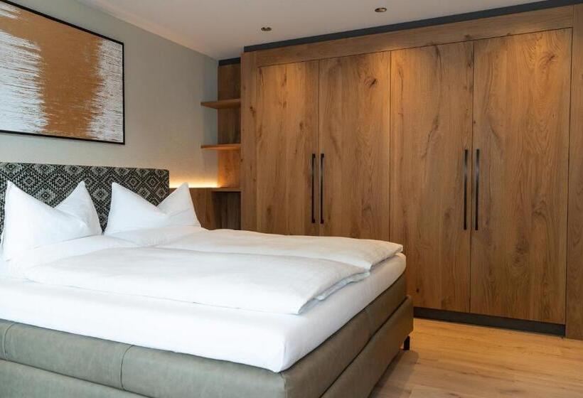 דירת שני חדרים עם מרפת, Private Homes Alpin Spa Apartments