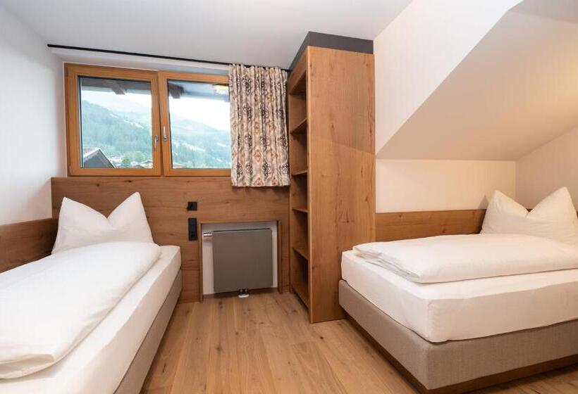 דירת שני חדרים עם מרפת, Private Homes Alpin Spa Apartments