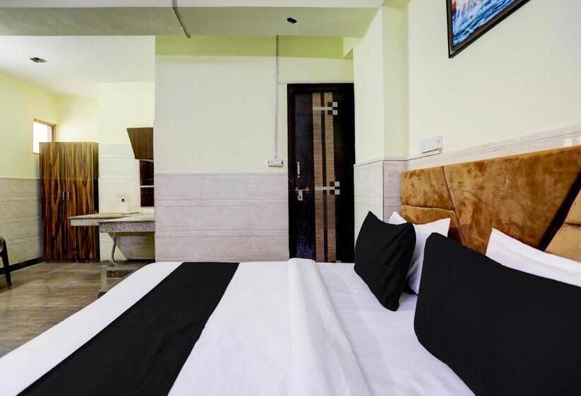 Трехместный Номер Классика, O The Glory Near Sector 18 Metro