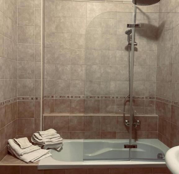 اتاق استاندارد با چشمانداز باغ, B & B Da Anna