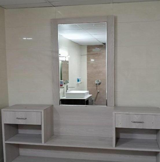 اتاق لوکس با تخت بزرگ, Ananda Inn