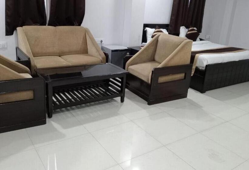 带大床的套房, Ananda Inn