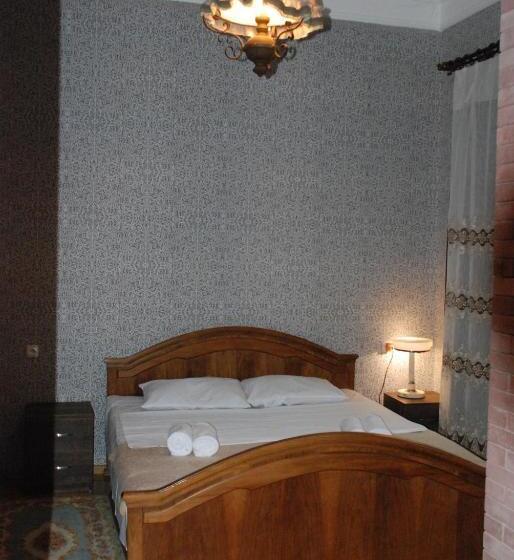 اتاق استاندارد, Daduna S House