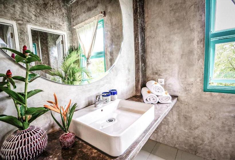 חדר סטנדרט, Good Mantra Studio