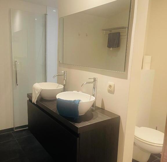 家庭间, Equus B&b