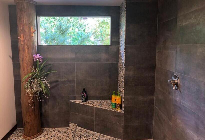 Бунгало Стандарт, The Kulani Maui