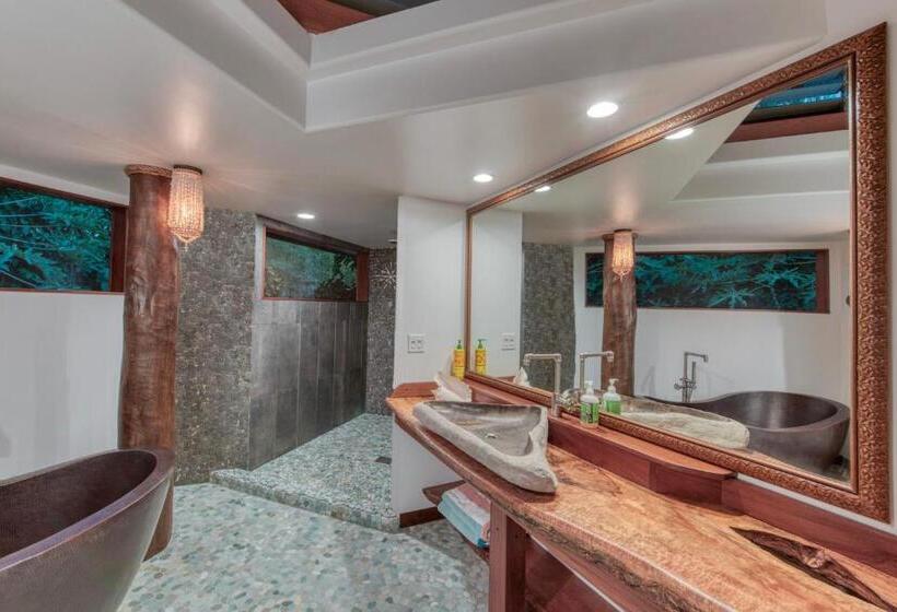 Люкс Повышенной Комфортности, The Kulani Maui