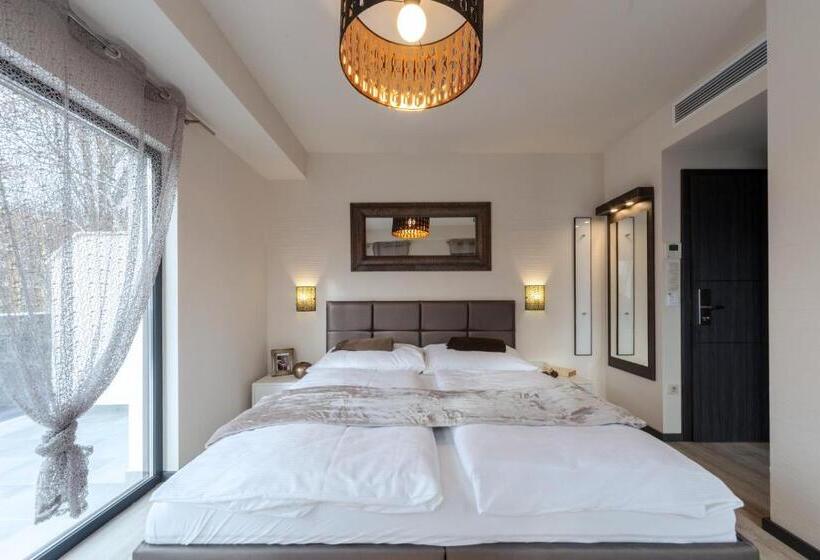 اتاق لوکس, Trend Deluxe Siófok