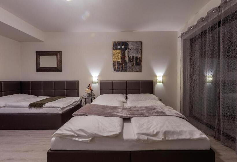 اتاق لوکس سه تخته, Trend Deluxe Siófok