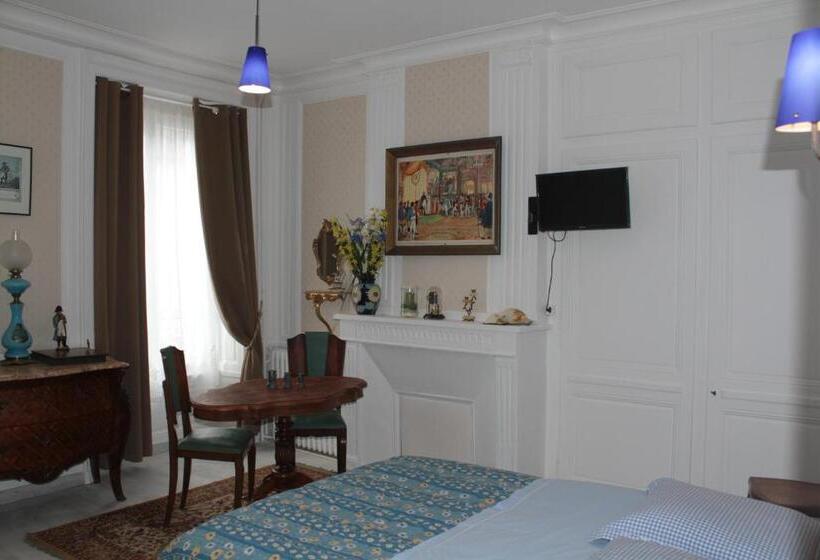 スタンダードルーム, Les Unelli