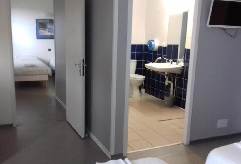 اتاق استاندارد چهار تخته, Bella Vista Guest Center Pays Basque