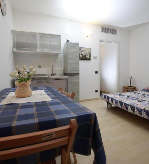 Студия Стандарт, Apartment Lake Maggiore   Italia