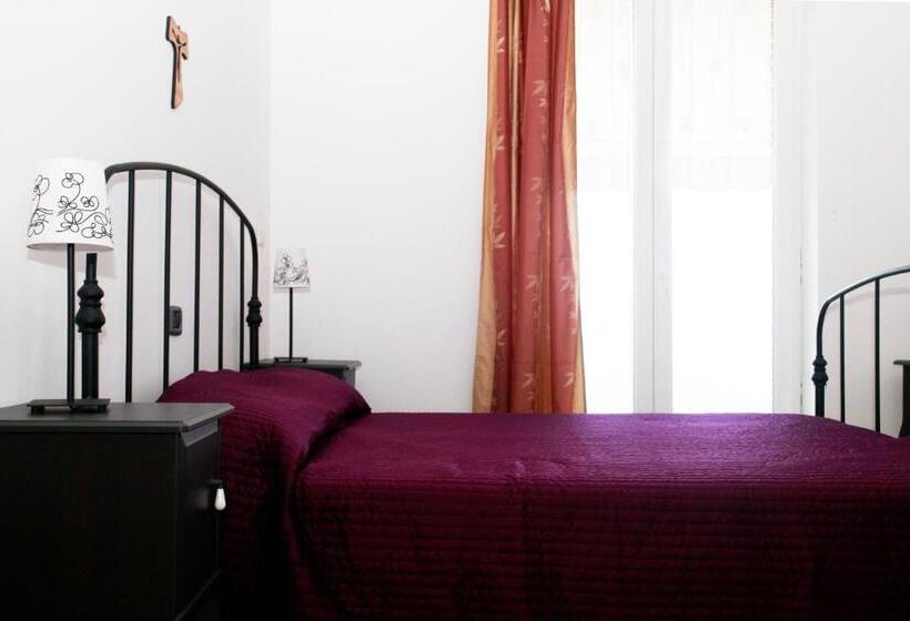 발코니가 있는 2 베드룸 아파트, Apartment Lake Maggiore   Italia