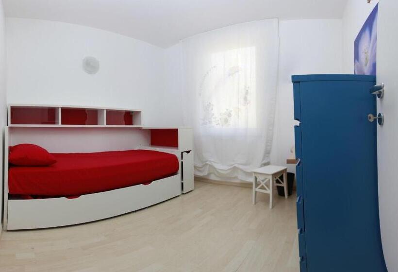 Апартаменты 2 Спальни с Балконом, Apartment Lake Maggiore   Italia