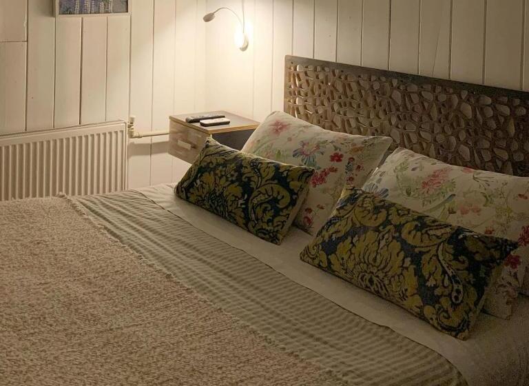 Номер Стандарт, Casaesquina