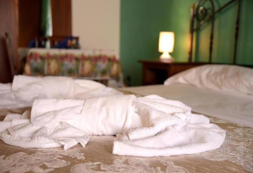 غرفة قياسية, L Oasi Di Pierino