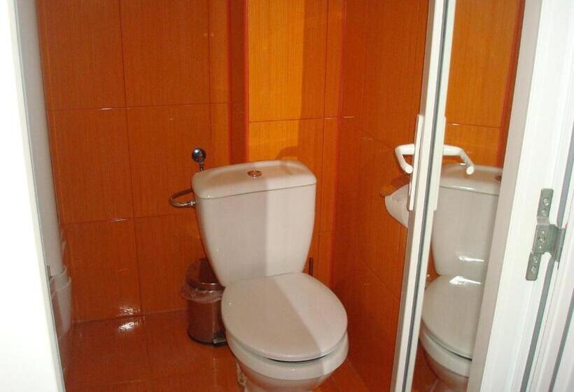 סוויטת ג'וניור, Prestige