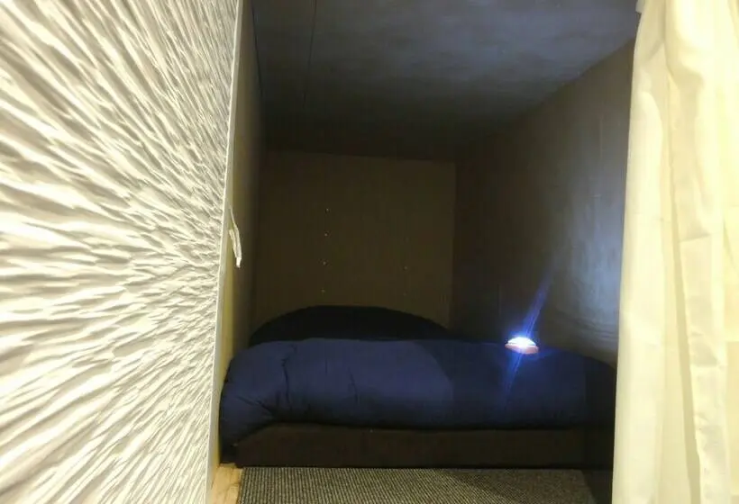 ルームシェアのワンベッド, Relak Guest House 登別 Station
