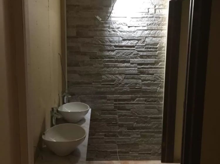 공동 객실, Relak Guest House 登別 Station