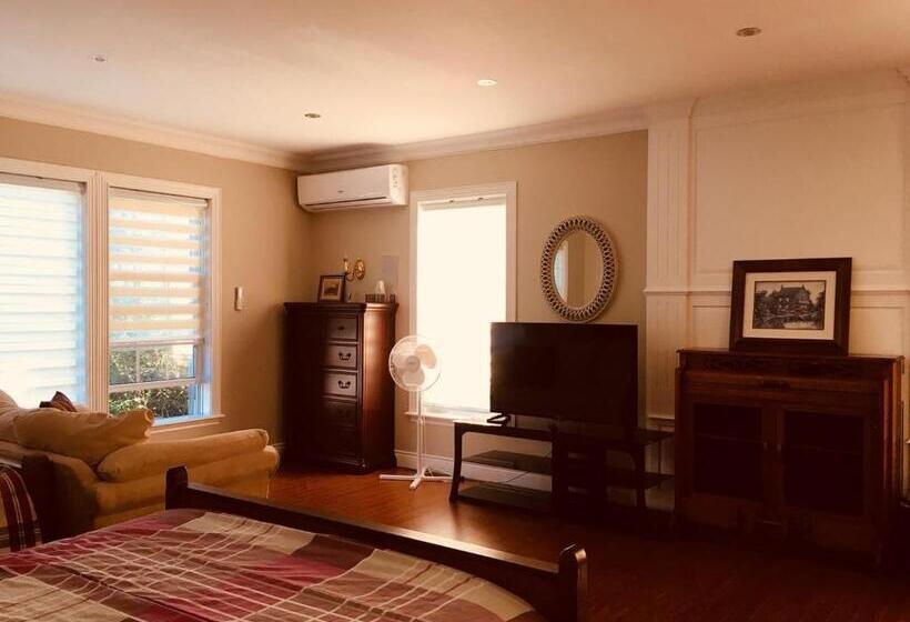 غرفة ديلوكس مطلّة علي البحر, Seaview White House