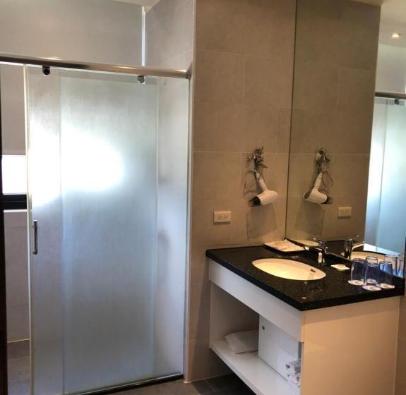 اتاق استاندارد یک نفره, Chiilih Hotel Su Ao