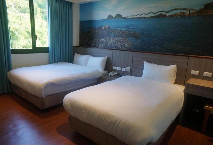 اتاق خانوادگی, Chiilih Hotel Su Ao