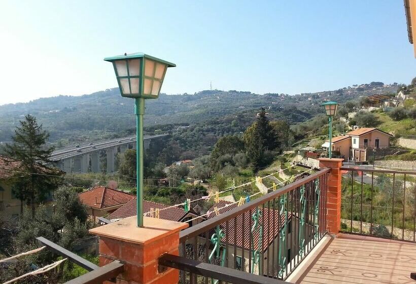 スタンダード４人部屋, Albergo Jolanda