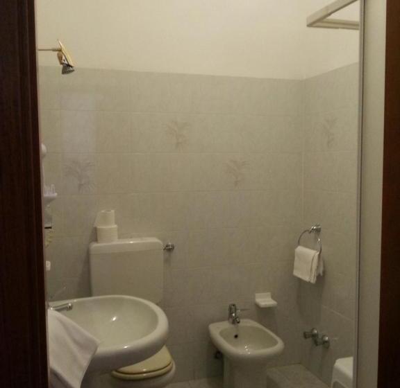 スタンダード４人部屋, Albergo Jolanda