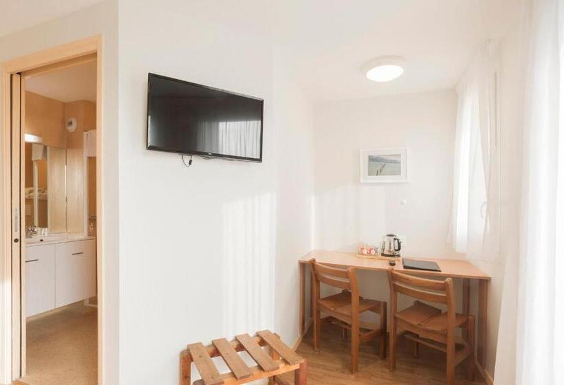 חדר סטנדרט לארבעה, Centre Jean Xxiii