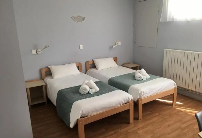 Economy Triple Room, Centre Jean Xxiii