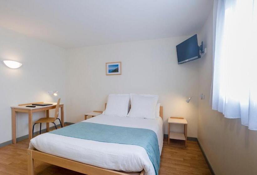 חדר אקונומי לשלושה, Centre Jean Xxiii