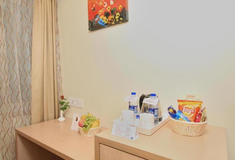 豪华房间, La Sara Regent