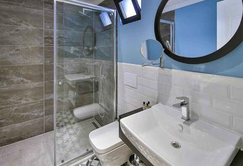 חדר סטנדרט, Lale