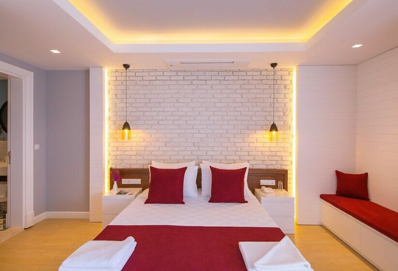 חדר דלוקס עם מרפסת נוף לים, Lale