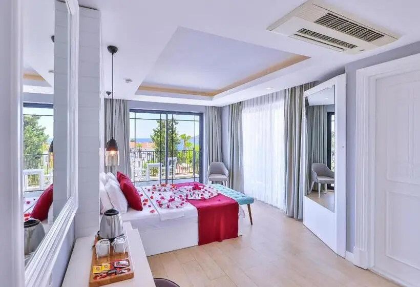 Deluxe Room View Sea with Balcony