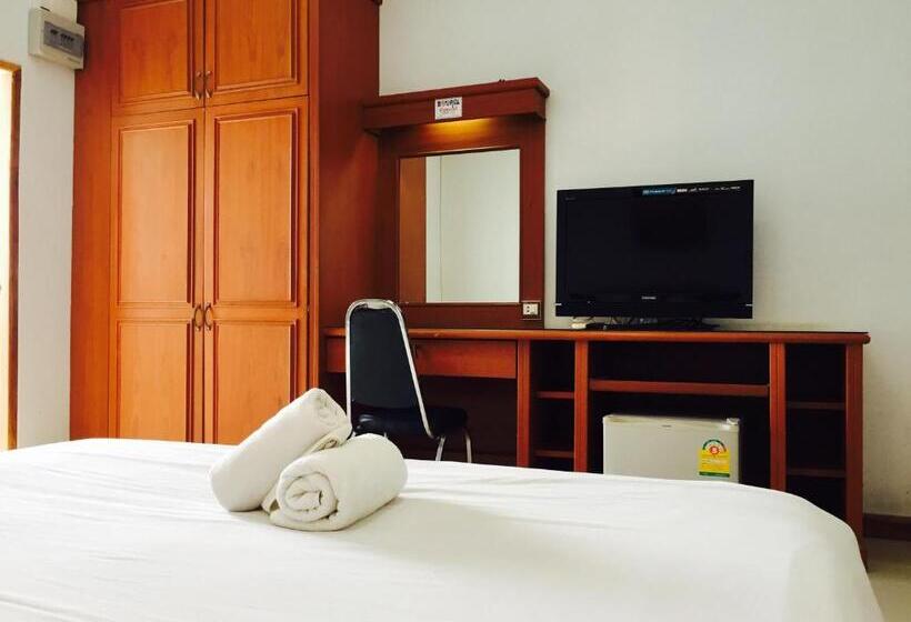 غرفة قياسية, Panchan Place