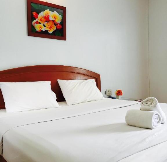 غرفة قياسية, Panchan Place