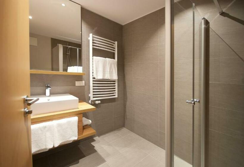 标准间带阳台, Restaurant Zur Marienburg