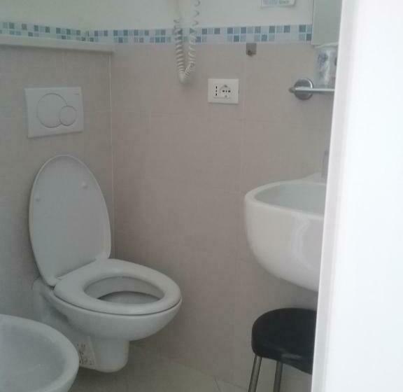 海景标准间带阳台, Tirreno