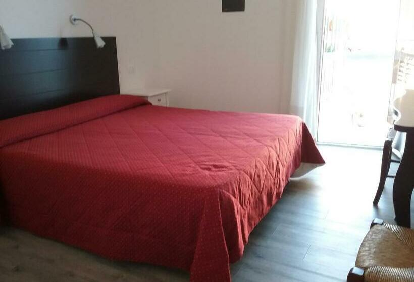 标准间带阳台, Tirreno