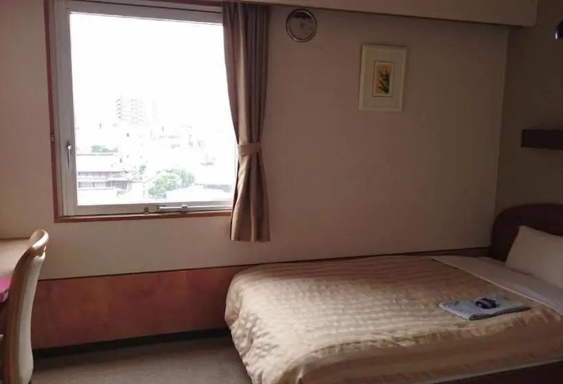 Superior Yhden Hengen Huone, Wakasa